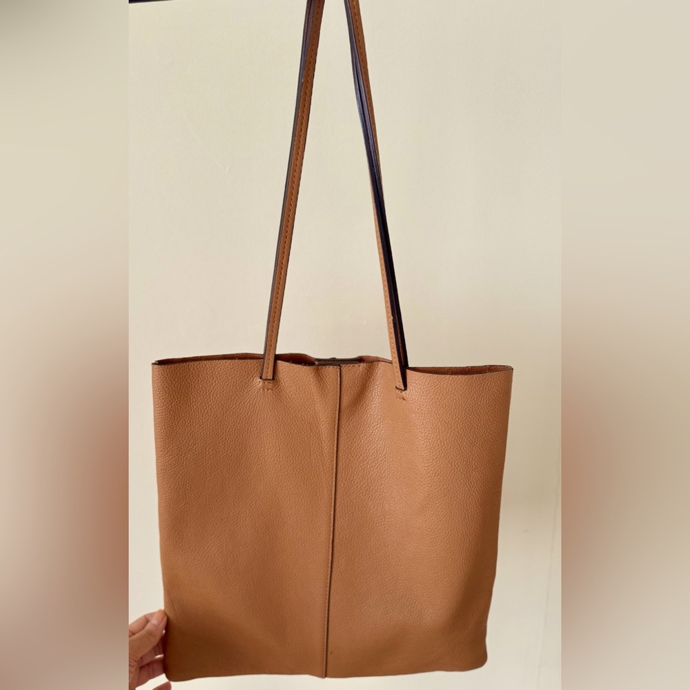Elegant Tan/Light Brown Cow Leather Tote Bag